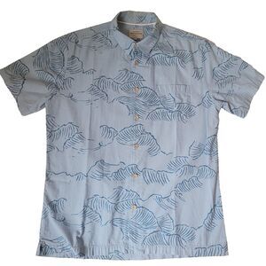 Quiksilver Waterman Men’s Medium Blue Wave Print Short Sleeve Shirt